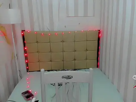 Онлайн чат XXX BigCockJade
