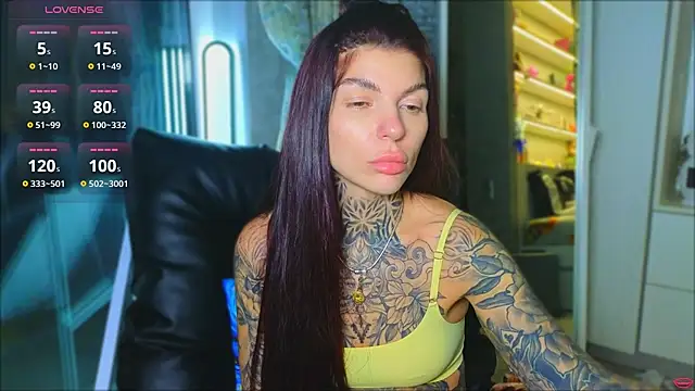 tattooedBabyy Chat XXX in diretta