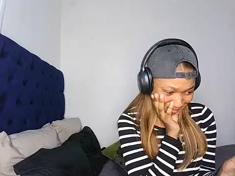 LustyBerry live XXX chat