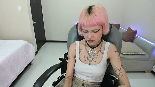 Bela_Craxkerr's Live XXX Chat