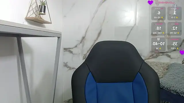 Lindsey8 Live XXX-Chat