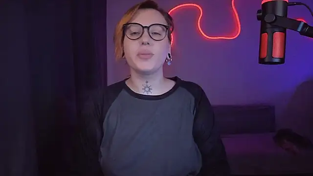 Živý XXX chat The_Full_Red_Moon