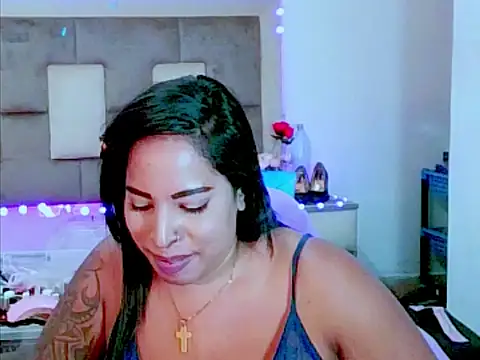 indiantopaz694u Chat XXX live