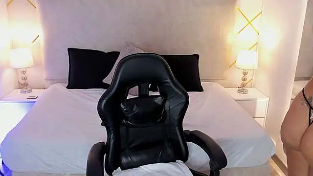 Chatroom XXX en direct de Megan-8