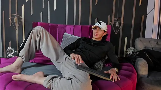 JayTaylorr Adlı Modelin Web Kamerası Şovu