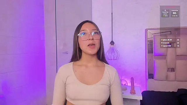 CharlotteCollinsX élő XXX-chatje