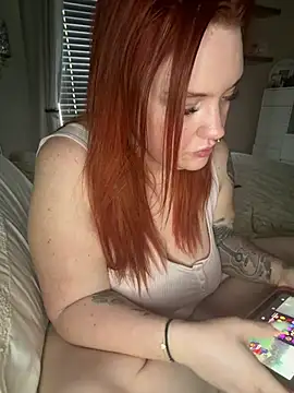 CurvyGirlMylan Webbikameraesitys