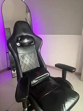 johnjaguar1_ 라이브 XXX 채팅