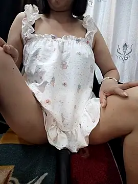 Haralushiaaa Adlı Modelin Web Kamerası Şovu