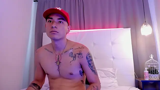 Alejo-and-Thiago Show in webcam