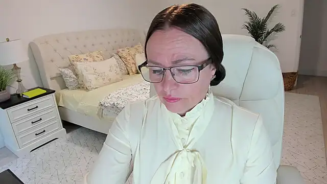 Vika73's Webcam Show