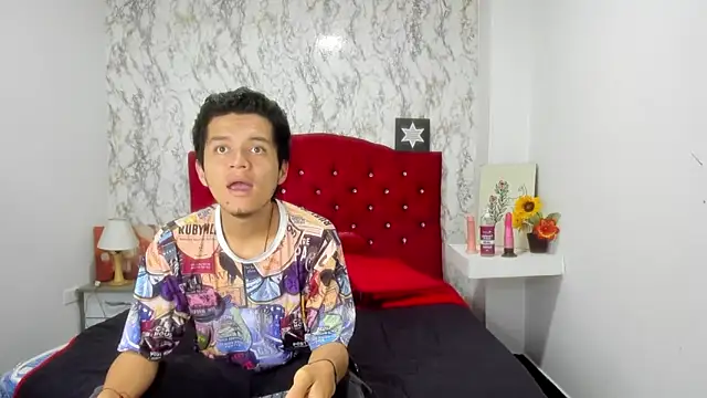 Alejandra_and_James_'s Live XXX Chat