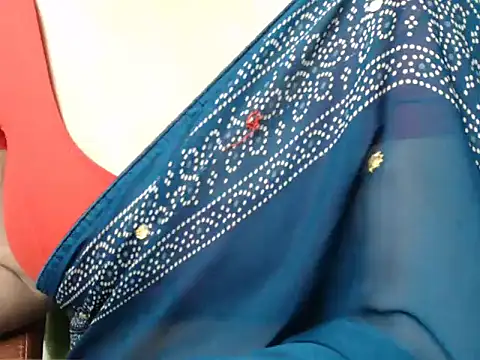 sunitha-3's Live XXX Chat