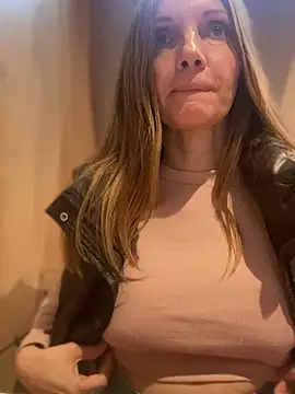 miss_darsi – Naživo XXX chat