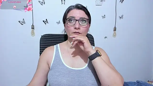 Amie_Adams82_n Live XXX chat