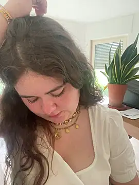 SummerHoney's Live XXX Chat