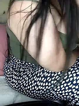 LONA-_- – Live XXX-chat