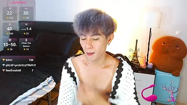 Chatroom XXX en direct de WildestTwink