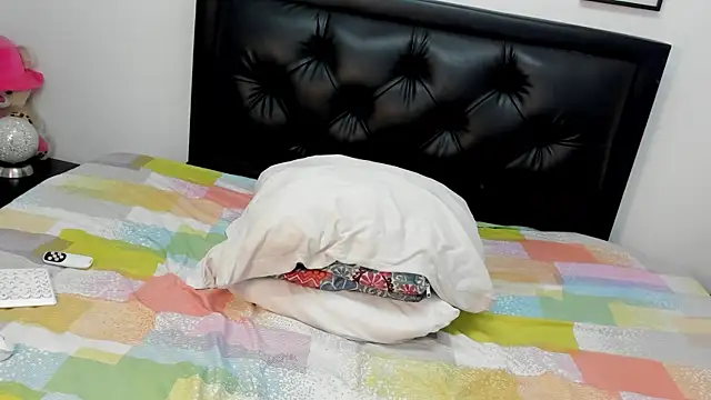 Abby_Morelly লাইভ XXX চ্যাট