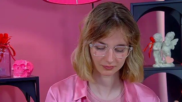 MerlinMeyer's Live XXX Chat