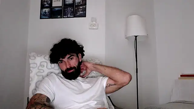 XXX chat uživo modela Verycutex