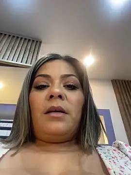 isabella_horney_'s Live XXX Chat