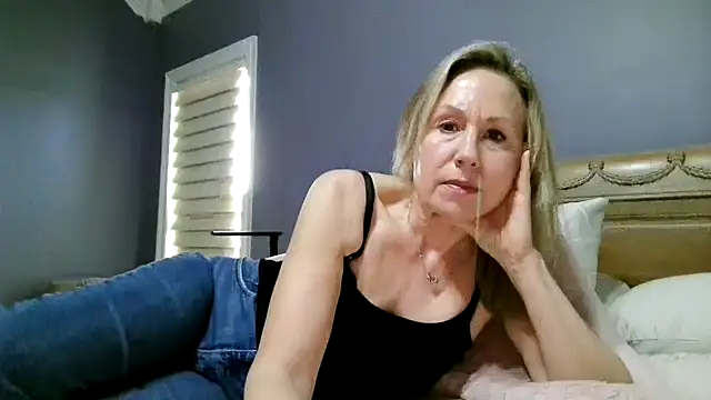 Lisaisluscious 现场XXX聊天