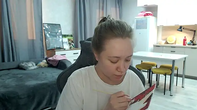 _lalune_ Chat XXX in diretta