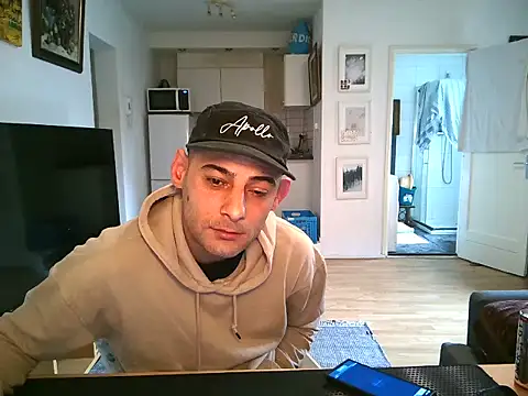 mihaimichael webcam show