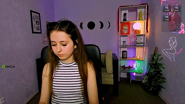 rebecca_smile – Naživo XXX chat