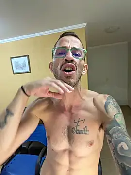XXX chat uživo modela Lucasjandre