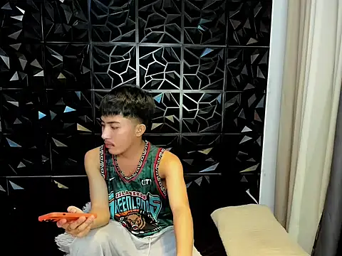 roberthugecock – webcam-show