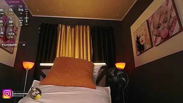 Emilyjhonson_01's Live XXX Chat