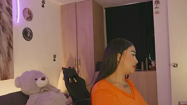 Maryann_jones élő XXX-chatje