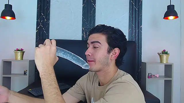 Feiccer_Castquer Live XXX-Chat