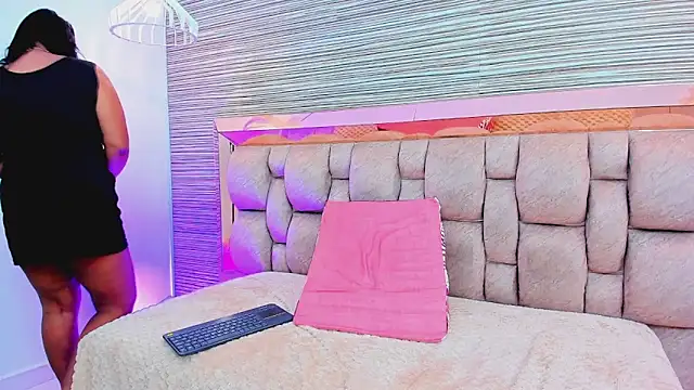 Živý XXX chat ashanti_shull