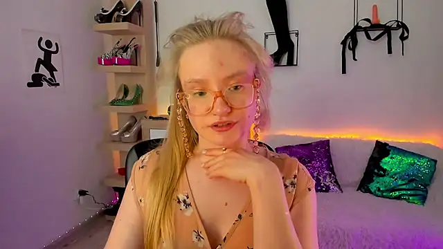 NancyHottie's Live XXX Chat