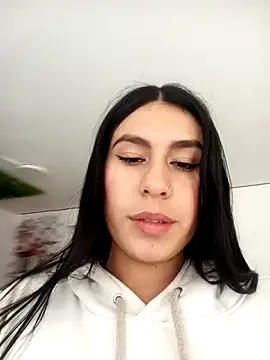 charlottte_wh Live XXX-chat
