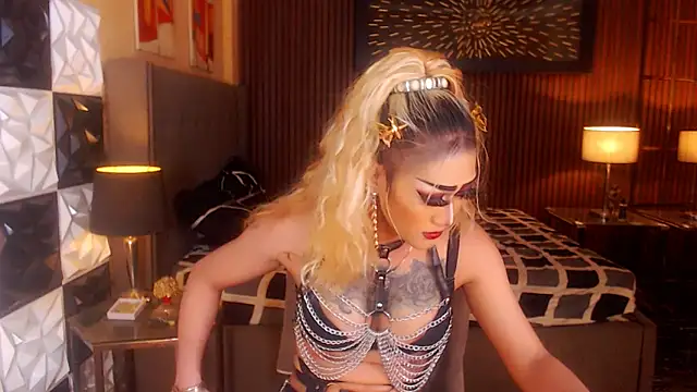 HorseCockDivine webcam show