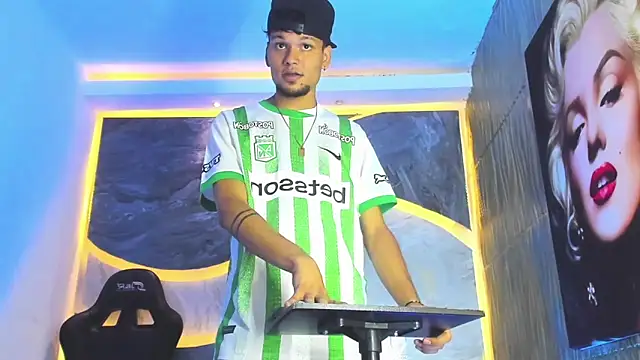 Chat +18 de Iam_steven_ ao vivo