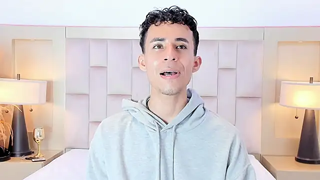 Zahir_Ashar Adlı Modelin Canlı XXX Sohbeti