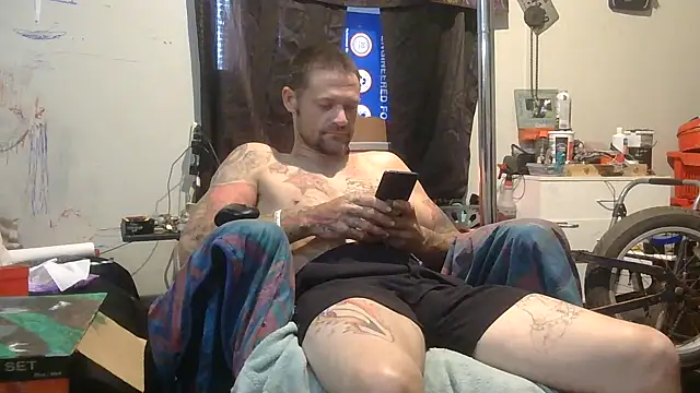 TheOneYouLove69's Webcam Show