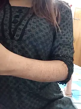 Chat +18 de Tanha18 ao vivo