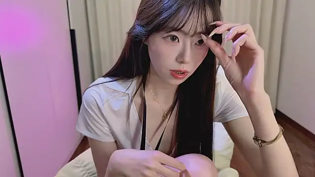 Onecutelittle 라이브 XXX 채팅