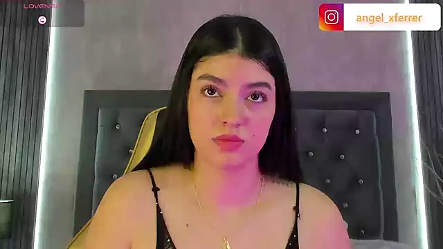 AngelxFerrer_のライブXXXチャット
