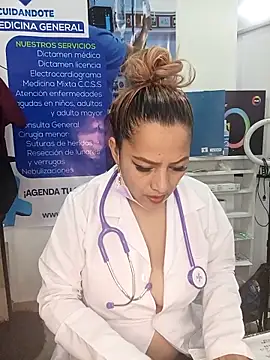 XXX chat uživo modela _Zoe_777
