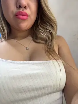 دردشة bellabarbiex الجنسية المباشرة