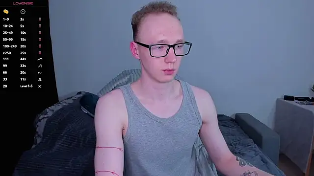 Alex_silent webcam show