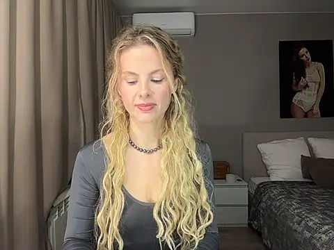 sirena124 即時 XXX 聊天