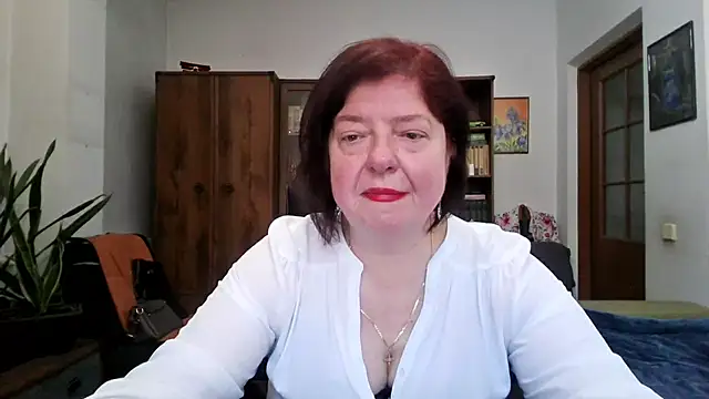 XXX chat uživo modela Violet_Pulse